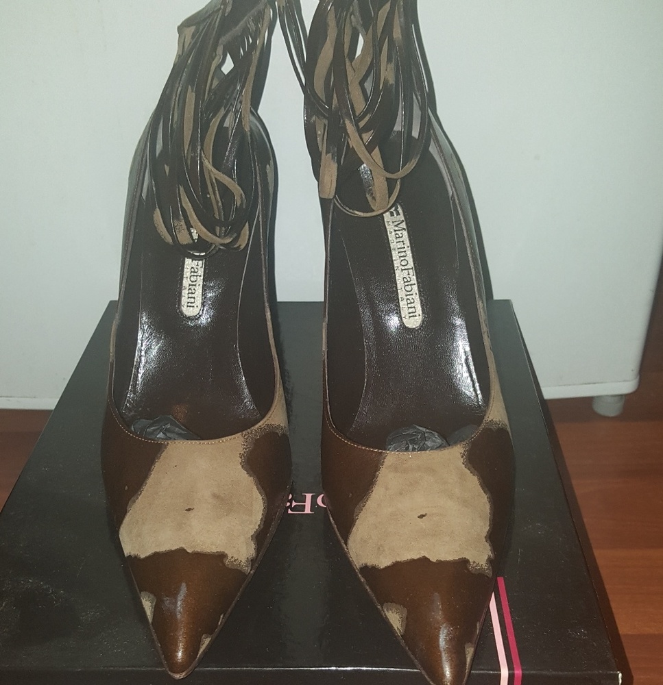 CAMO SPLASH ANKLE STRAP HEELS W/MATCHING BAG EUC